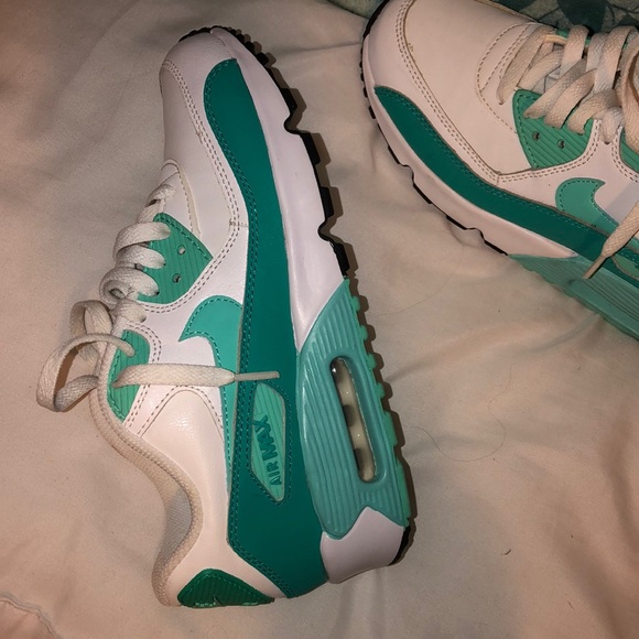 Nike are max - Picture 2 of 4